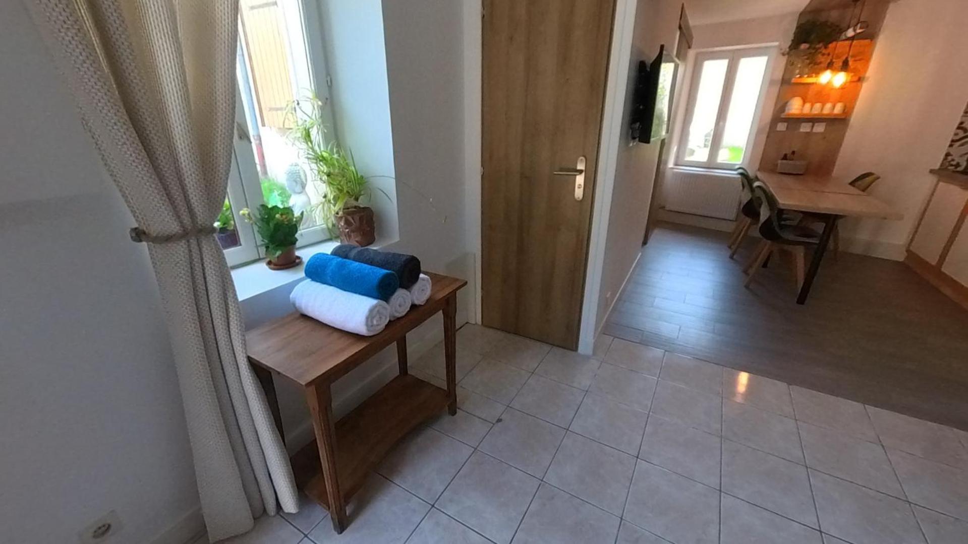 La Maison Des Pres Disney Paris Chambry 외부 사진